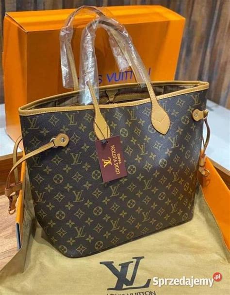 louis vuitton torebki cena|Louis Vuitton monogram luggage.